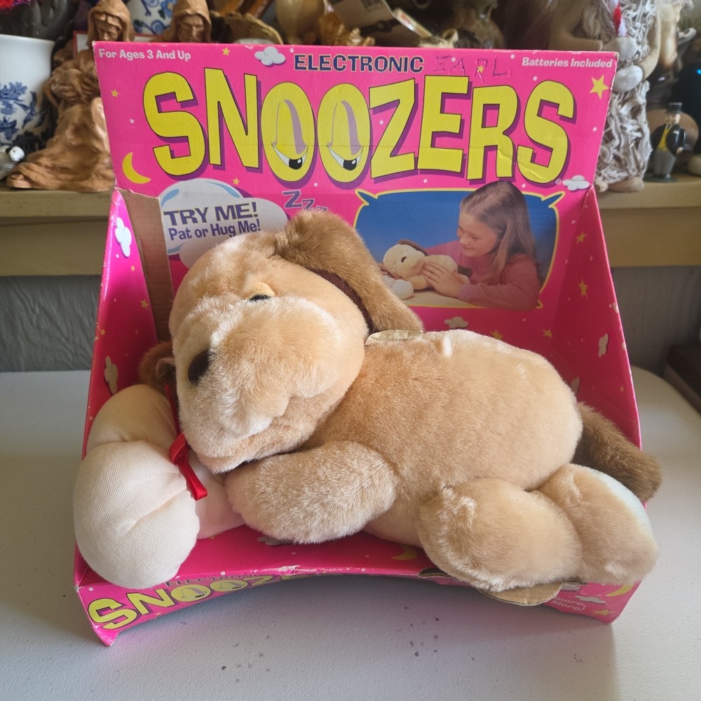 GREAT AMERICAN FUN CORP ELECTRONIC SNOOZERS  SLEEPY SNORING PILLOW Puppy NIB